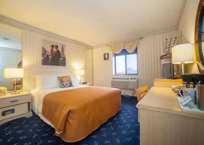 Flushing Central Hotel 88